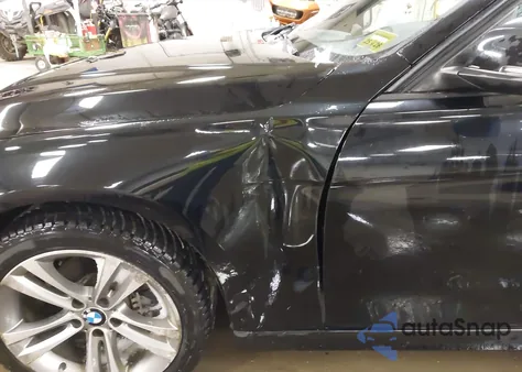 2014 BMW 328I xDrive z USA, uszkodzony, nr VIN WBA3B5C52EP652142